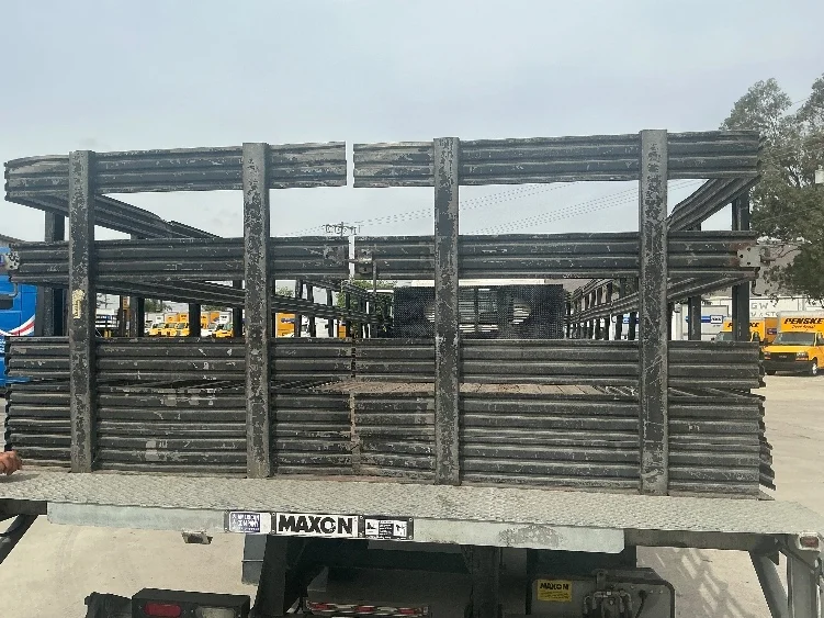 2018 Hino 268 in Fontana, CA — photo 7
