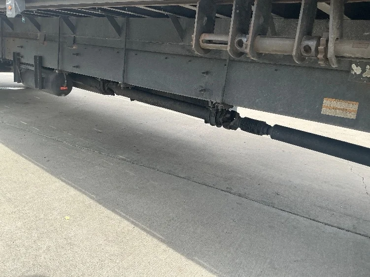 2018 Hino 268 in Fontana, CA — photo 5