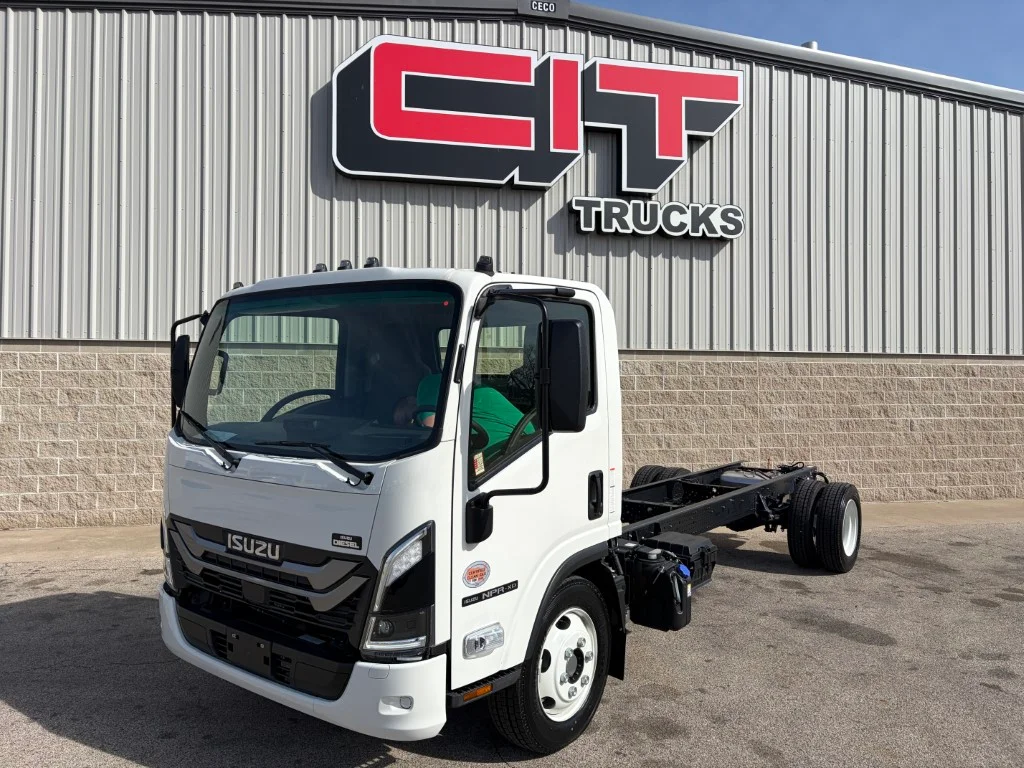 2025 Isuzu in Morton, IL