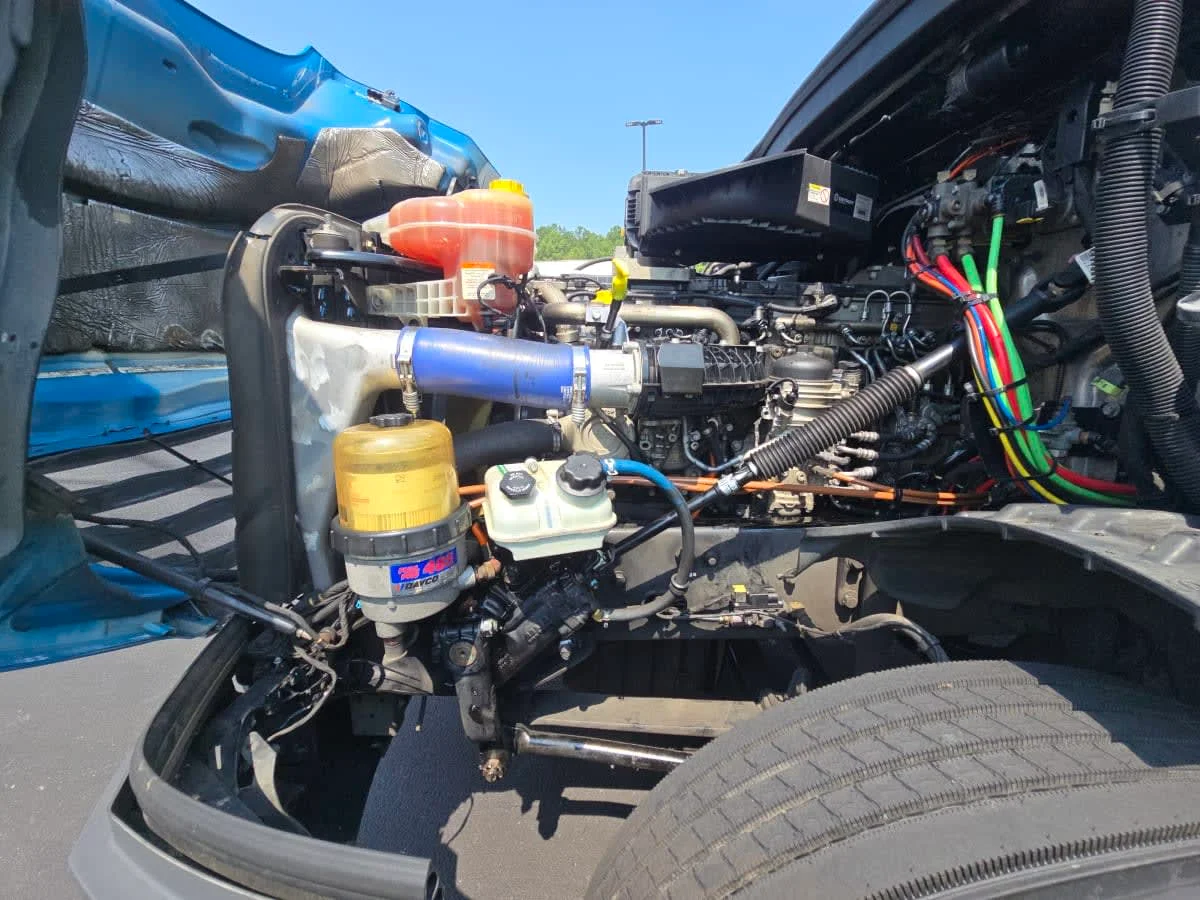 2019 Freightliner Cascadia in Atlanta, GA — photo 8