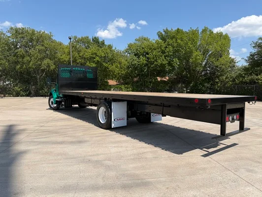 2024 Kenworth T280 in Fort Worth, TX — photo 14