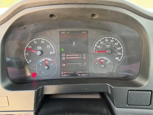 2024 Kenworth T280 in Fort Worth, TX — photo 17