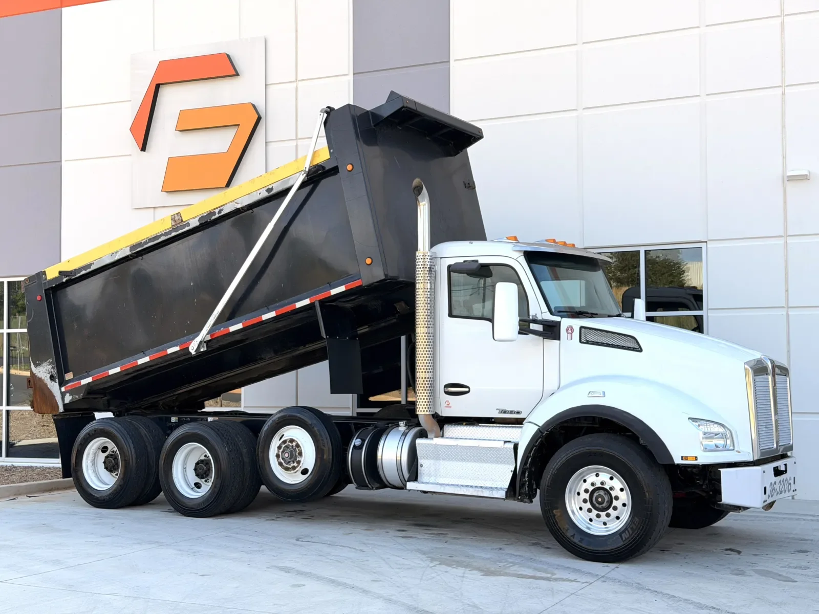 2016 Kenworth T880 in Greer, SC