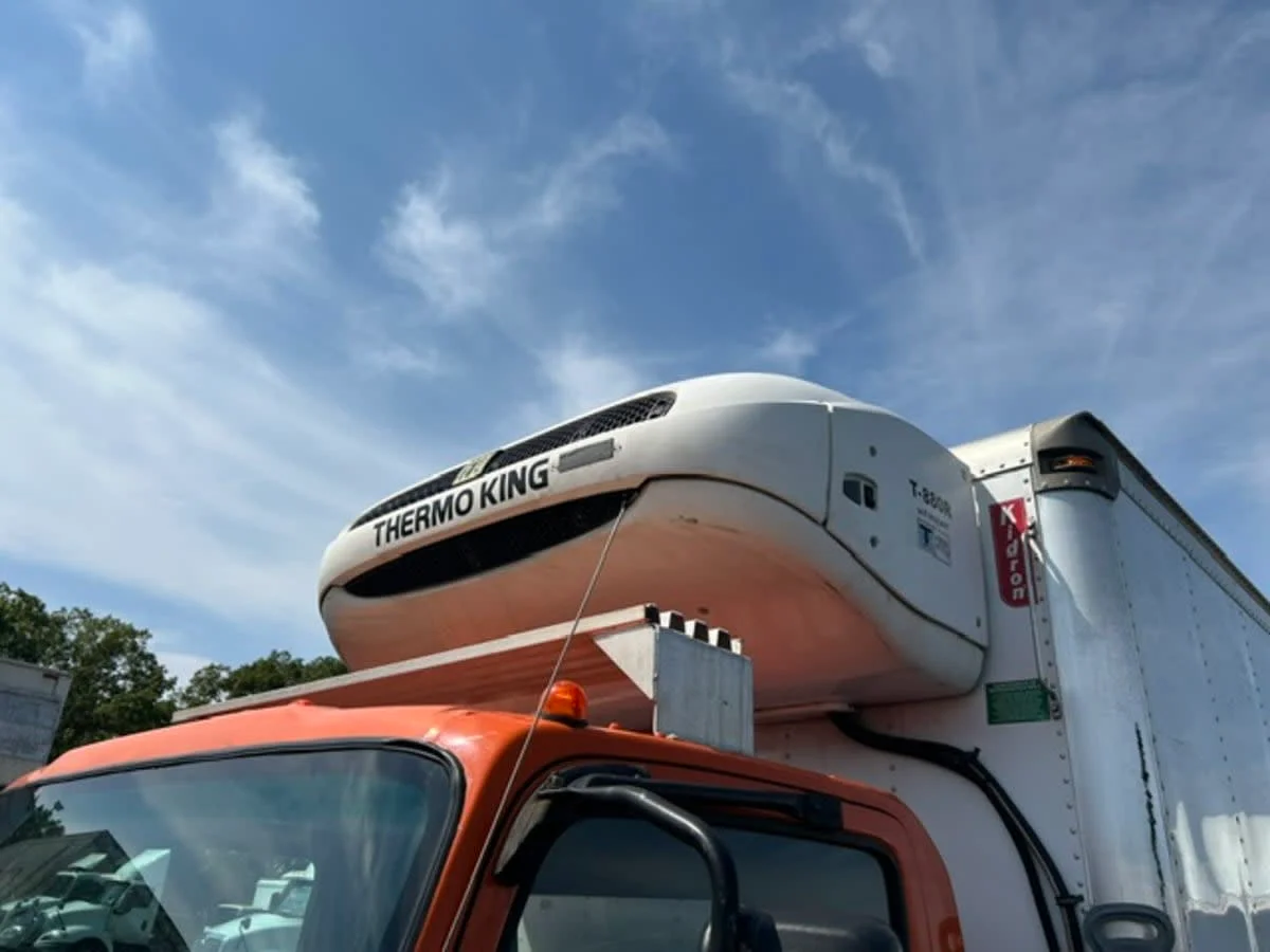 2020 Isuzu NQR in Farmingdale, NY — photo 7