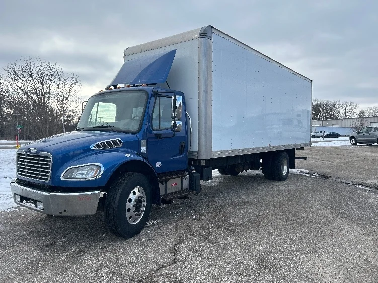 2020 Freightliner M2 106 - image 3