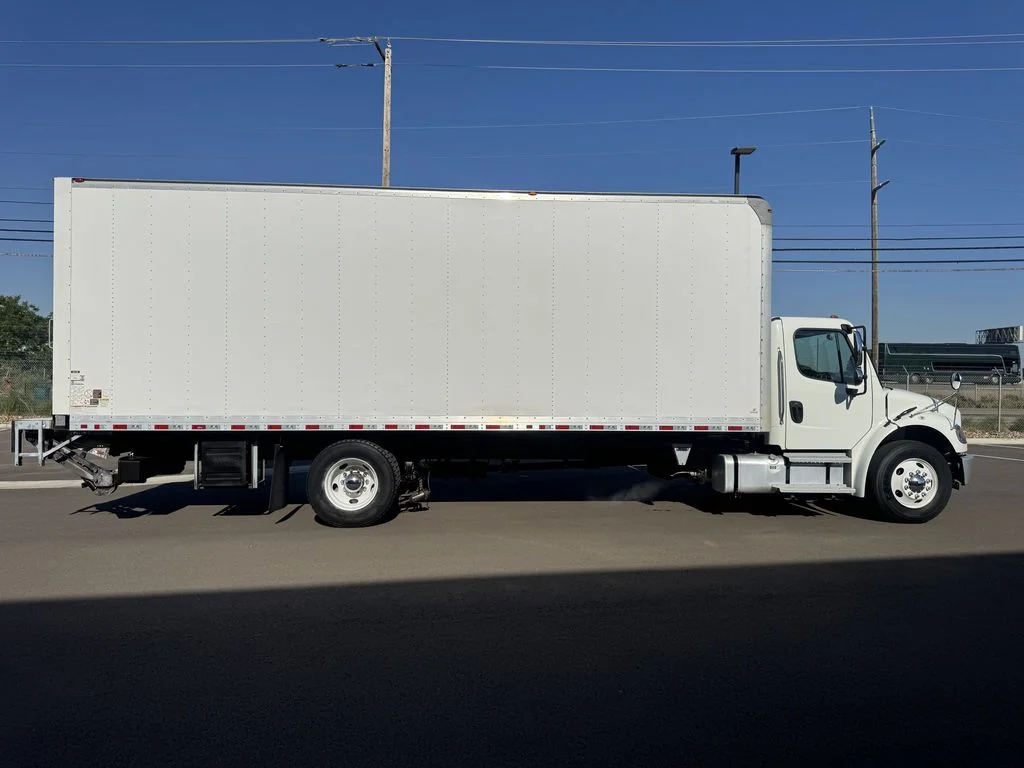 2021 Freightliner in Stockton, CA — photo 8