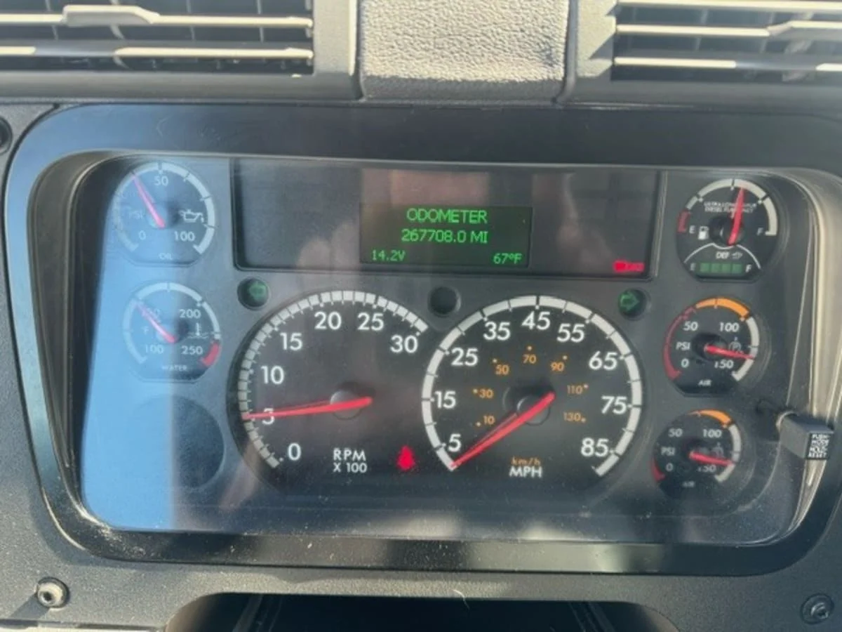 2018 Freightliner Cascadia in Springfield, MA — photo 9