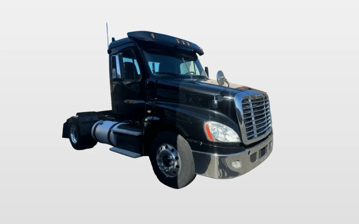 2018 Freightliner Cascadia - image 1