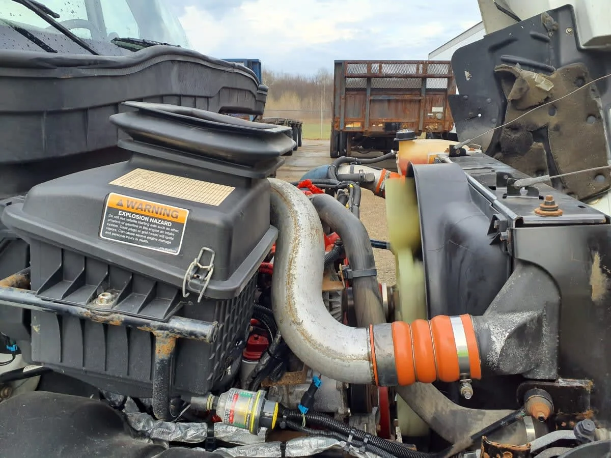 2019 International 4300 - image 14