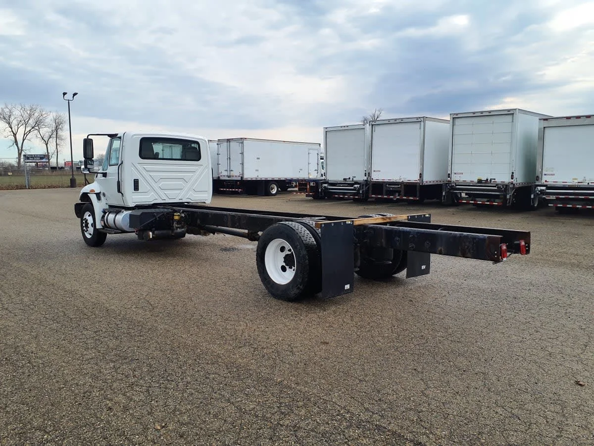 2019 International 4300 - image 6