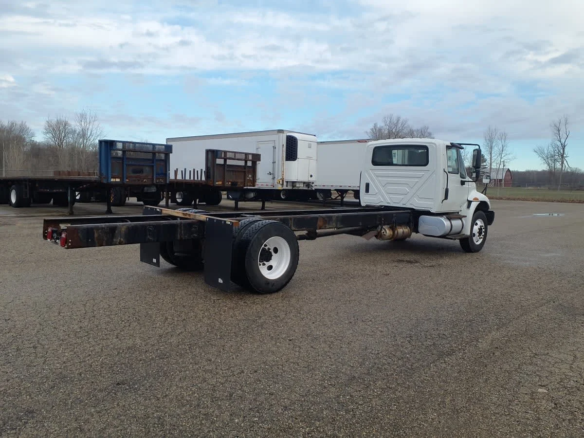 2019 International 4300 - image 4