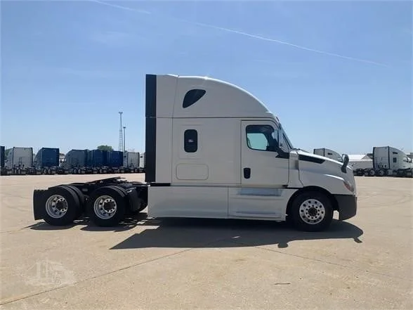 2024 Freightliner Cascadia in Location: Omaha, NE — photo 10