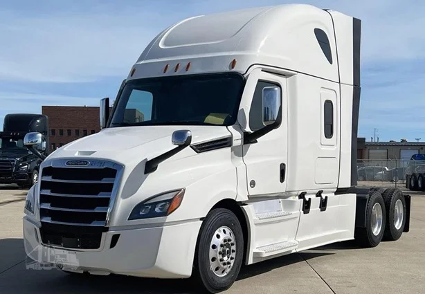 2024 Freightliner Cascadia in Location: Omaha, NE — photo 4