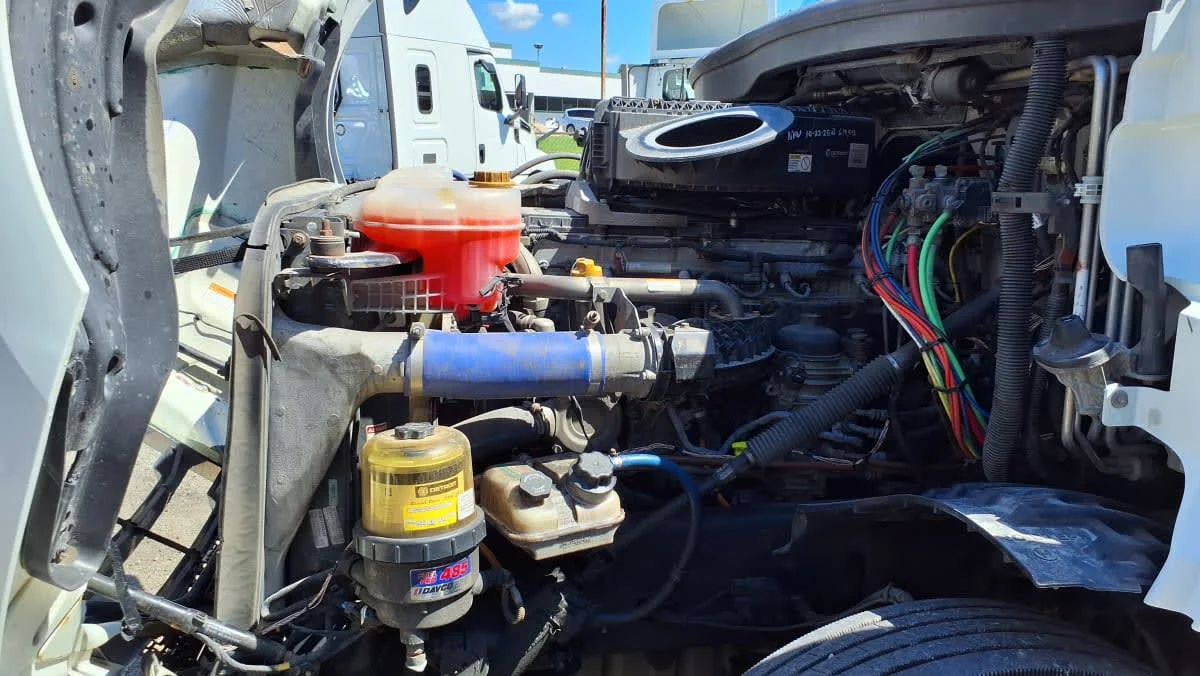2020 Freightliner Cascadia in West Chester, OH — photo 9
