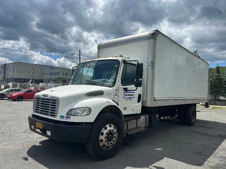 2019 Freightliner M2 106 in Elmsford, NY — photo 3