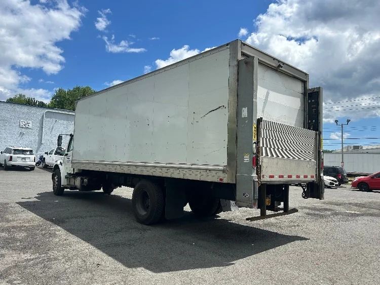 2019 Freightliner M2 106 in Elmsford, NY — photo 5