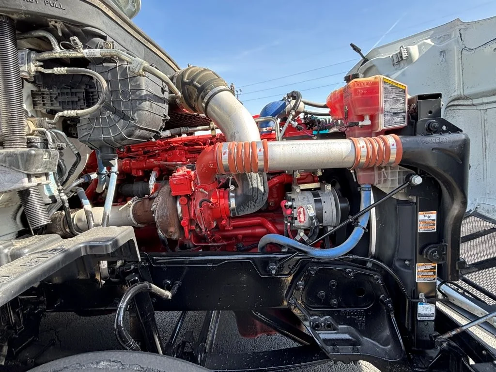 2021 Peterbilt 579 - image 9