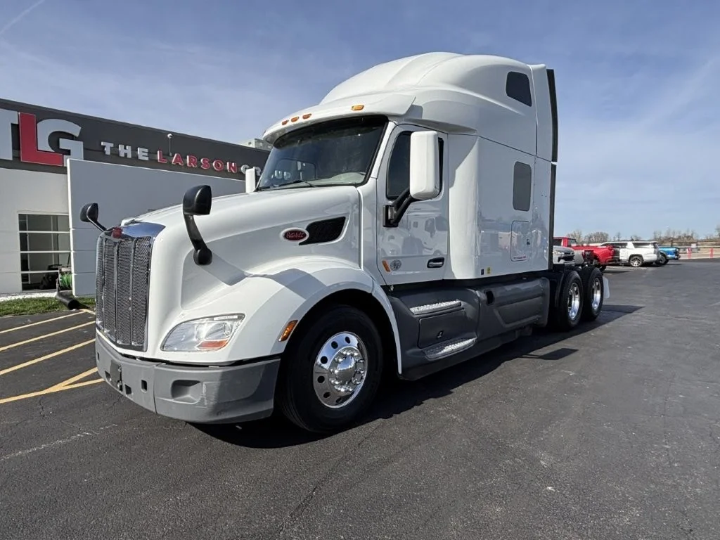 2021 Peterbilt 579 in Springfield, MO