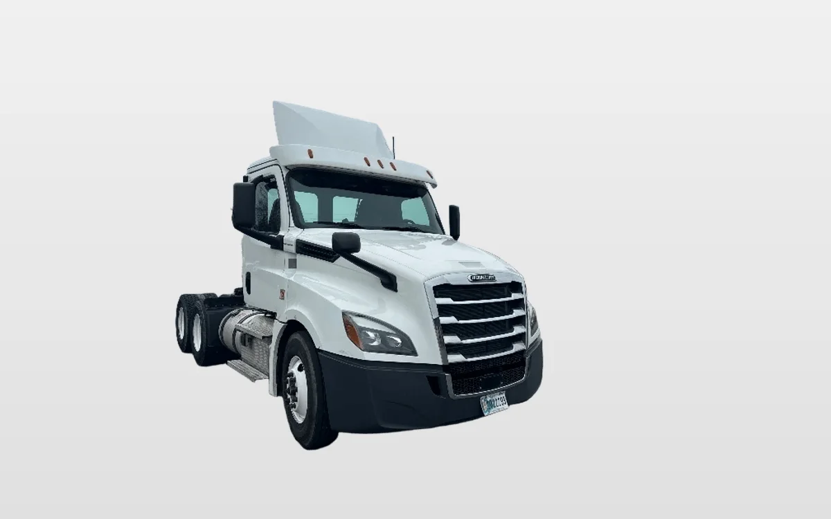 2020 Freightliner - image 1