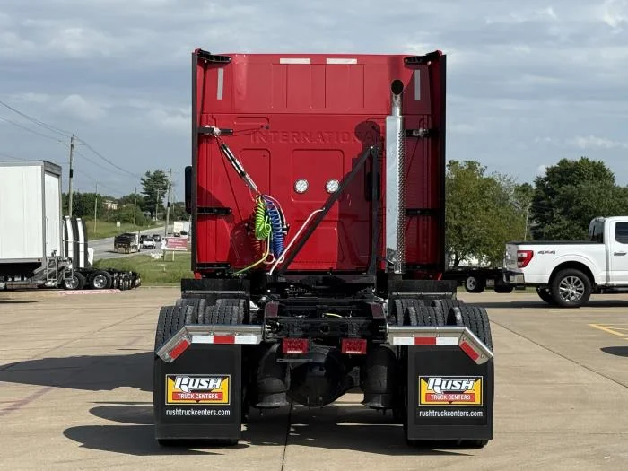 2026 International LT - image 5