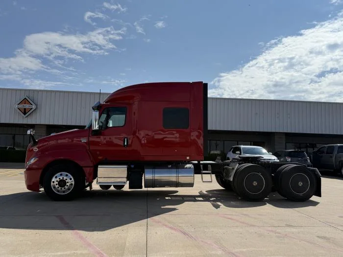 2026 International LT - image 3