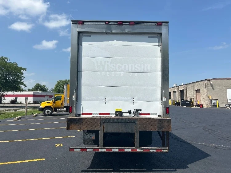 2019 International MV in Milwaukee, WI — photo 7