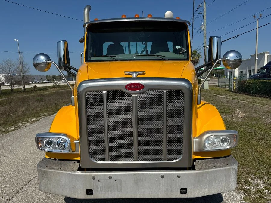 2020 Peterbilt 567 in Fort Myers, FL — photo 6