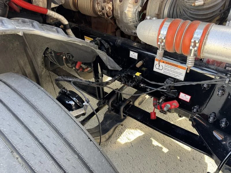 2022 Freightliner Cascadia - image 15