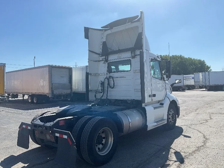 2019 Volvo in Kansas City, MO — photo 7