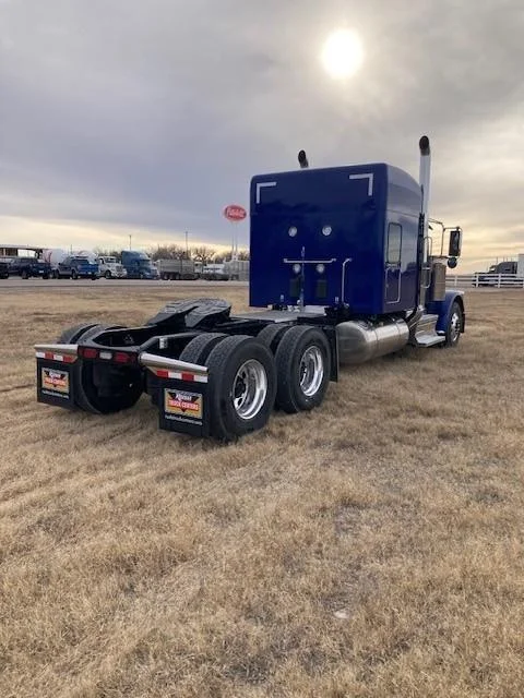 2027 Peterbilt 589 in Grand Island, NE — photo 8
