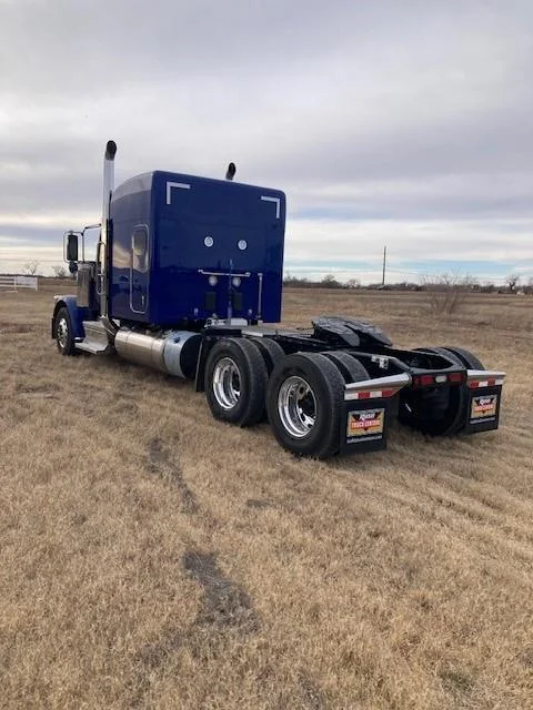 2027 Peterbilt 589 in Grand Island, NE — photo 6