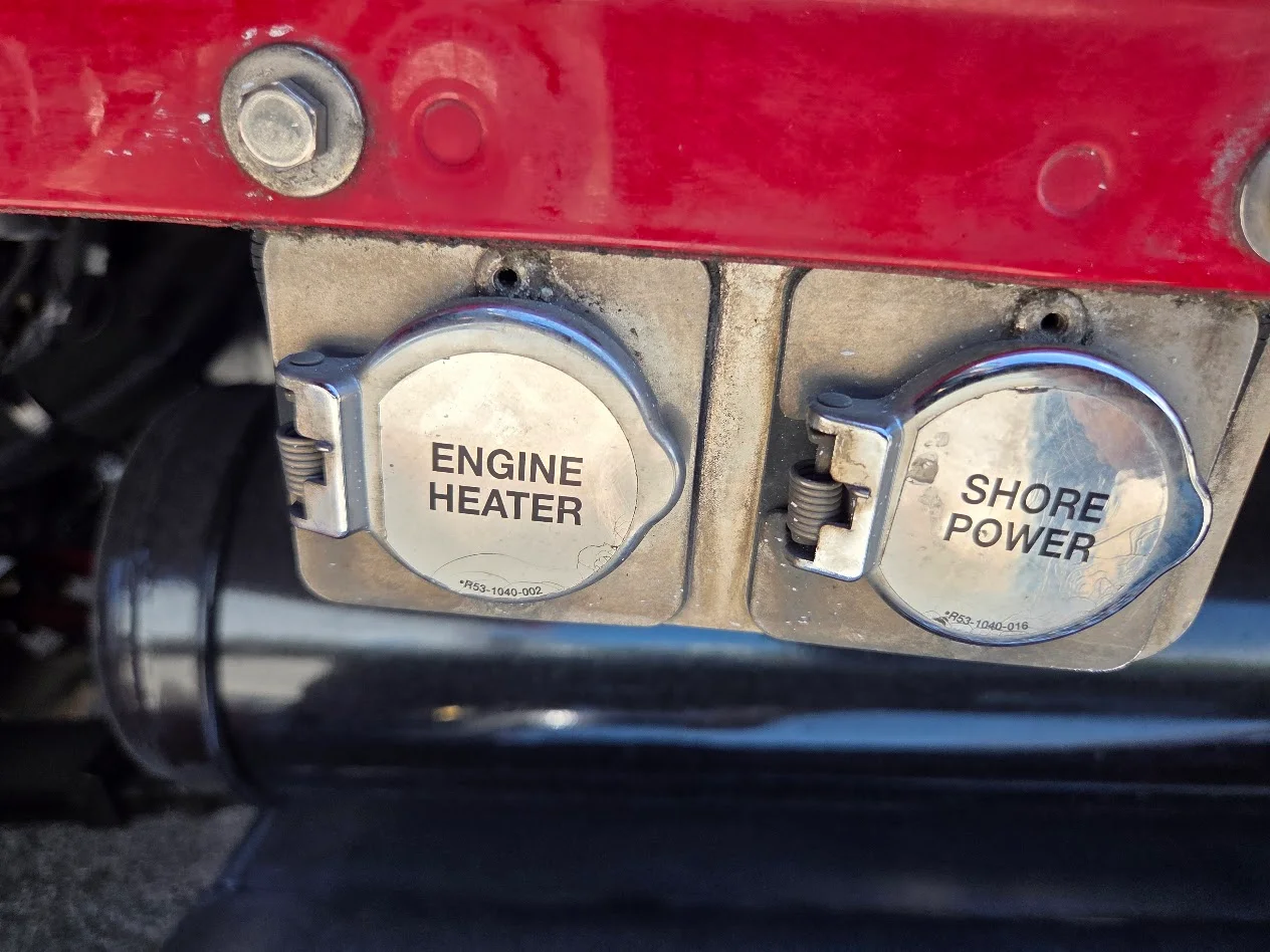 2023 Peterbilt 579 in Tampa, FL — photo 22