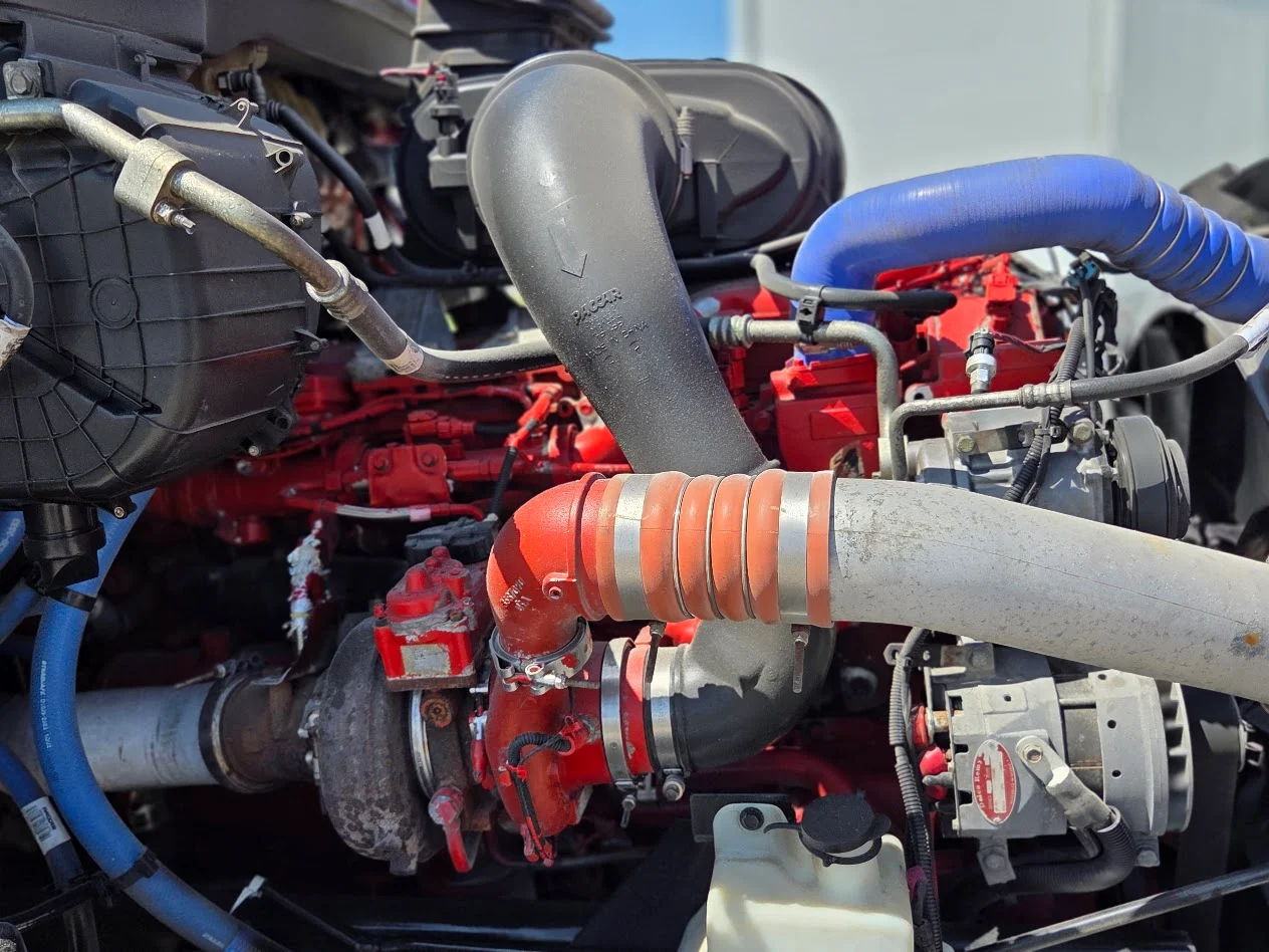 2023 Peterbilt 579 in Tampa, FL — photo 26