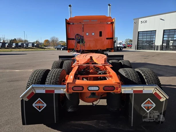 2026 International HX in MN — photo 4
