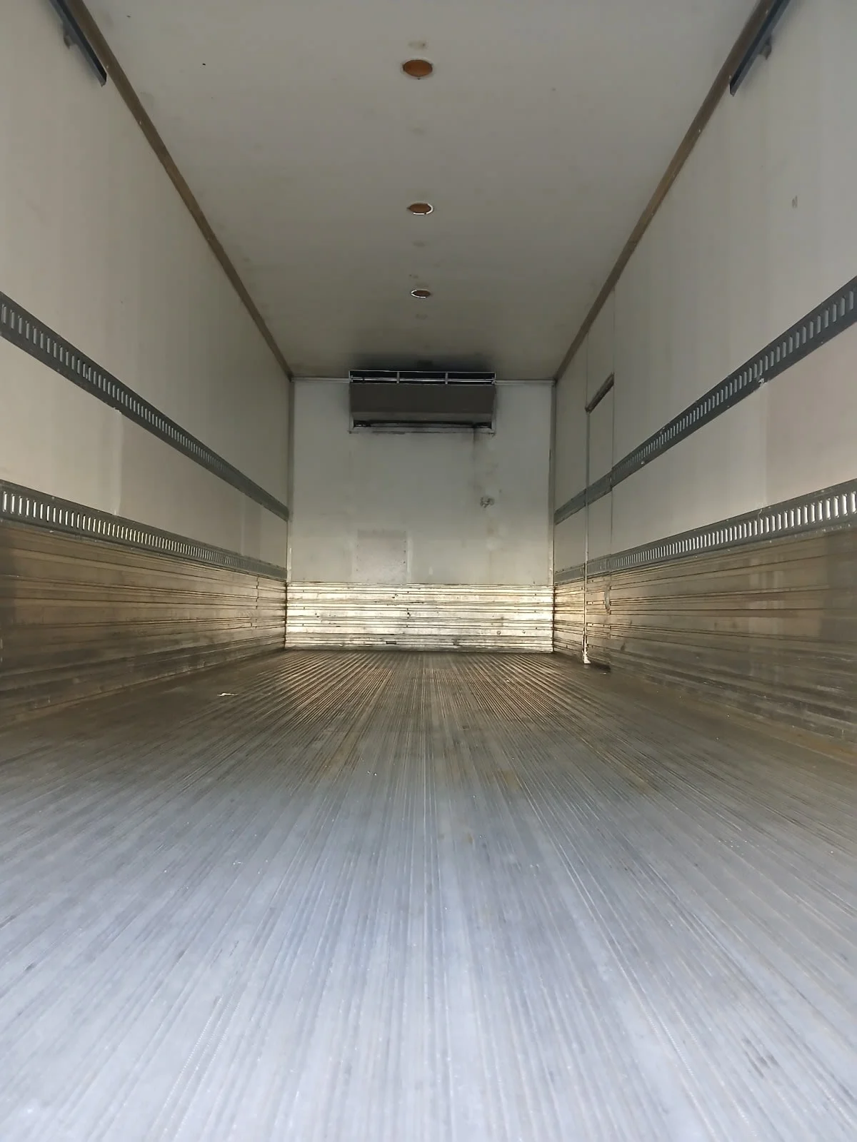 2020 International MV - image 9