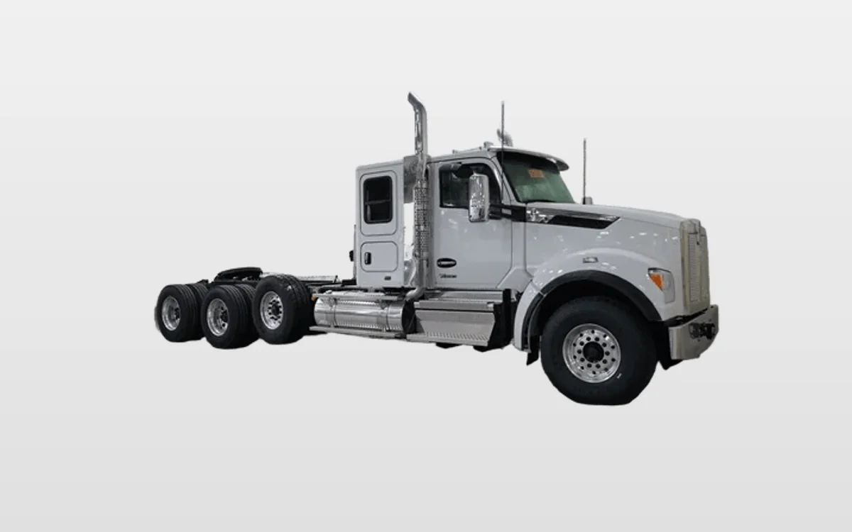 2027 Kenworth - image 1