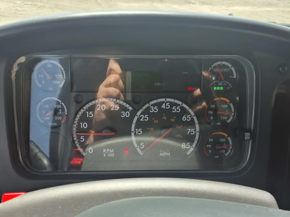2019 Freightliner M2 106 in Taylor, MI — photo 10