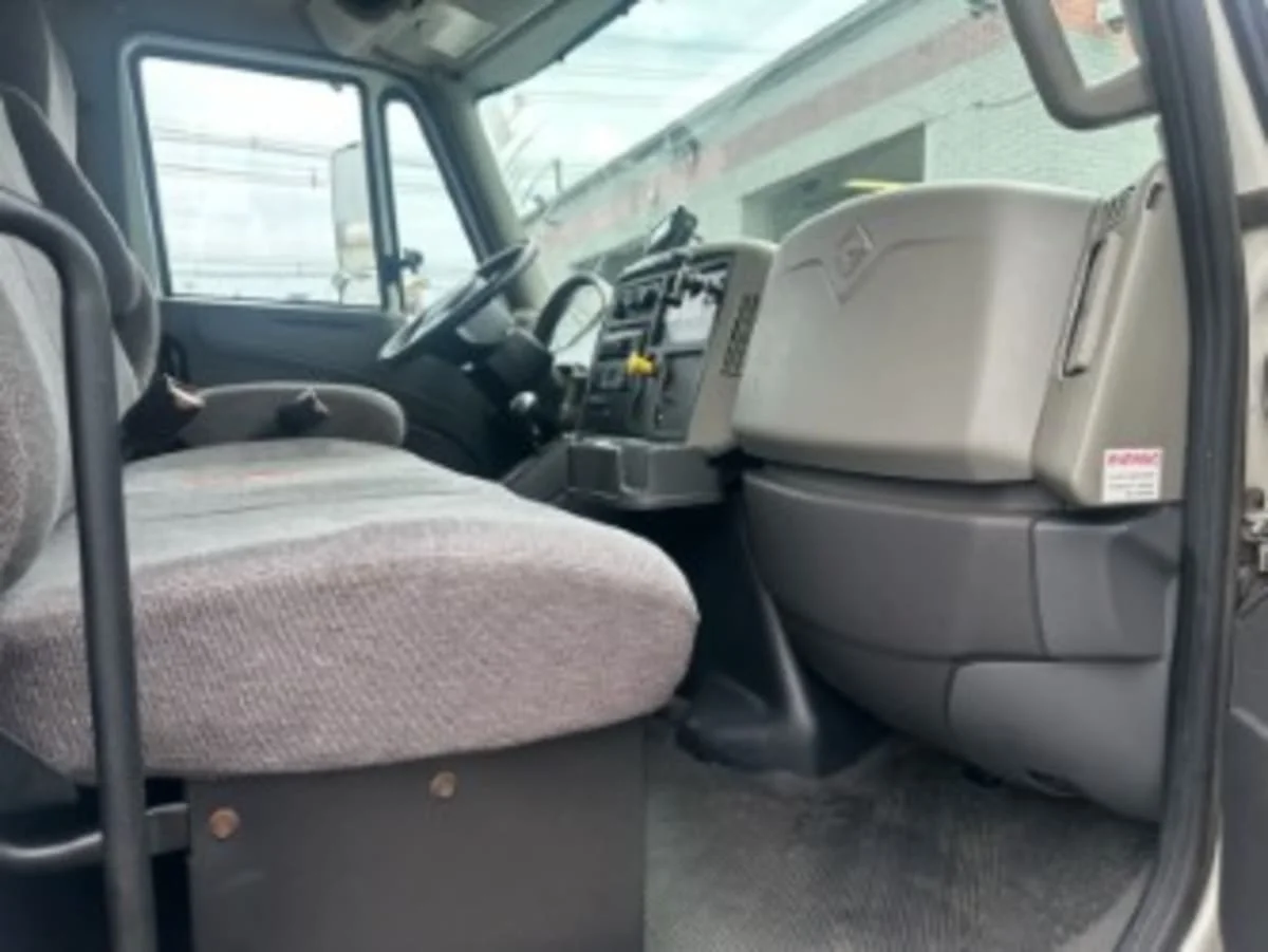 2019 International 4300 in Kearny, NJ — photo 8
