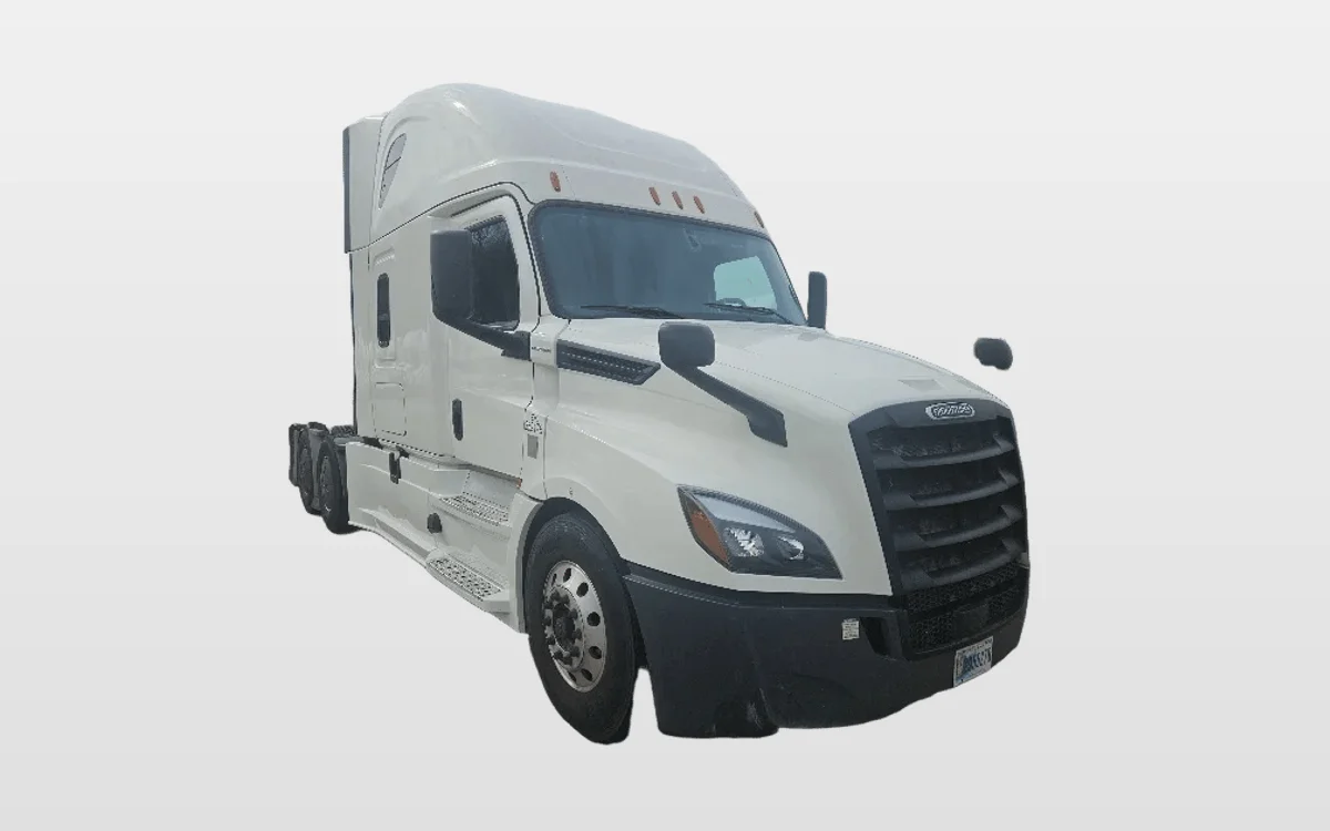 2020 Freightliner Cascadia - image 1
