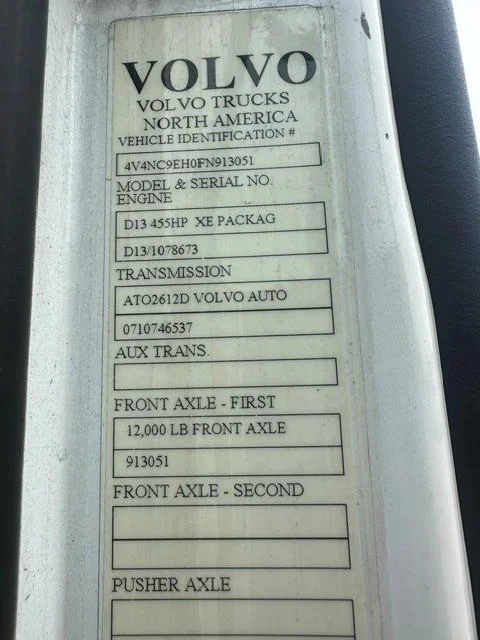 2015 Volvo VNL 300 — photo 10