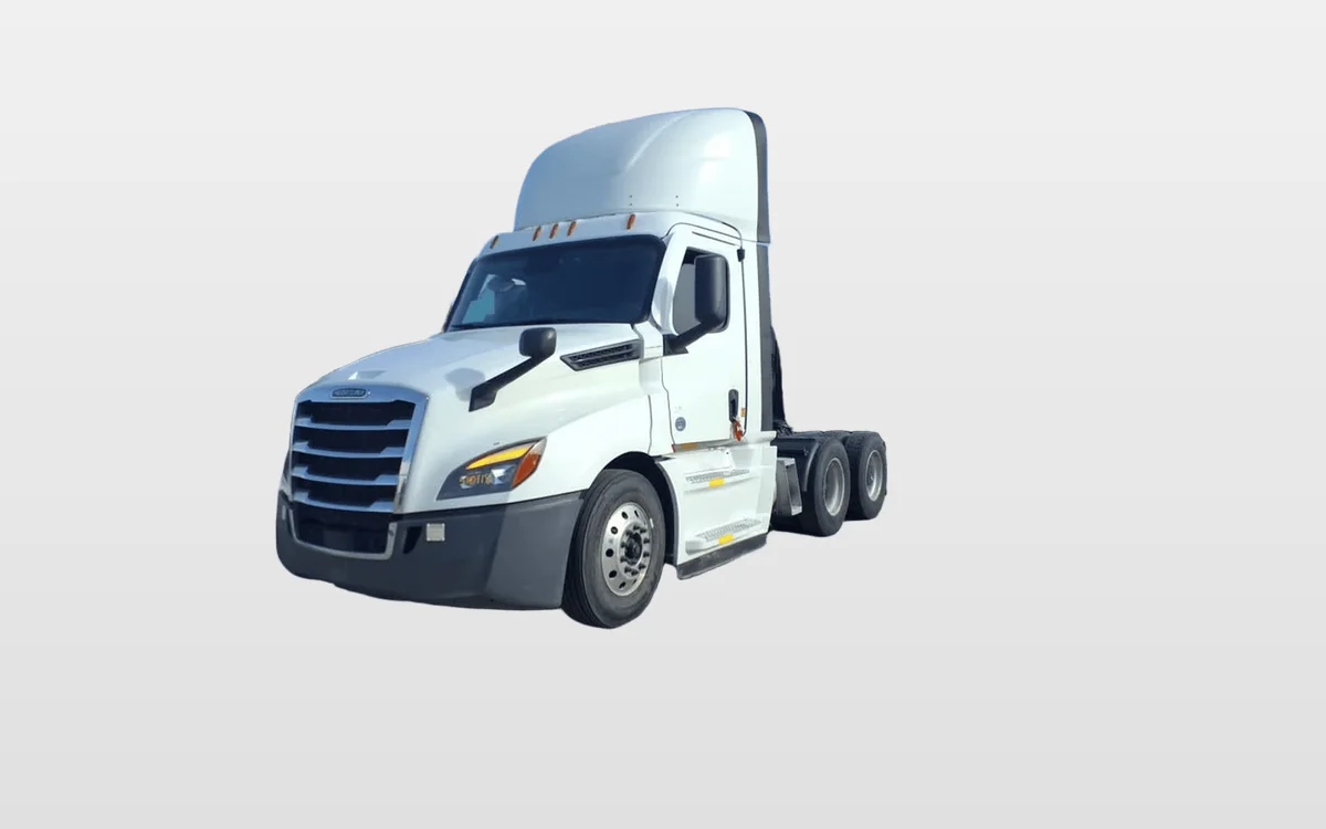 2022 Freightliner - image 1