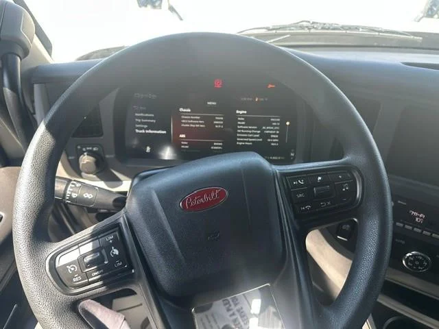 2025 Peterbilt 579 — photo 14