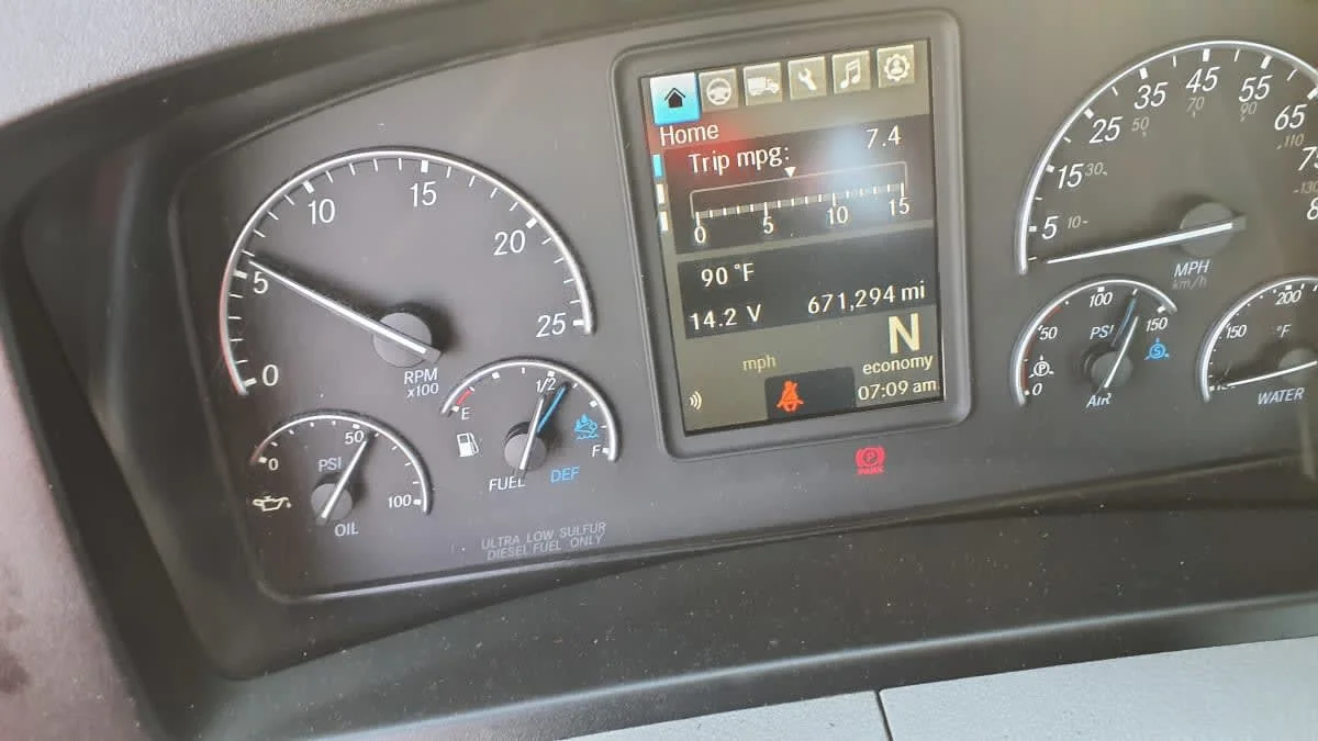 2019 Freightliner Cascadia in Birmingham, AL — photo 12