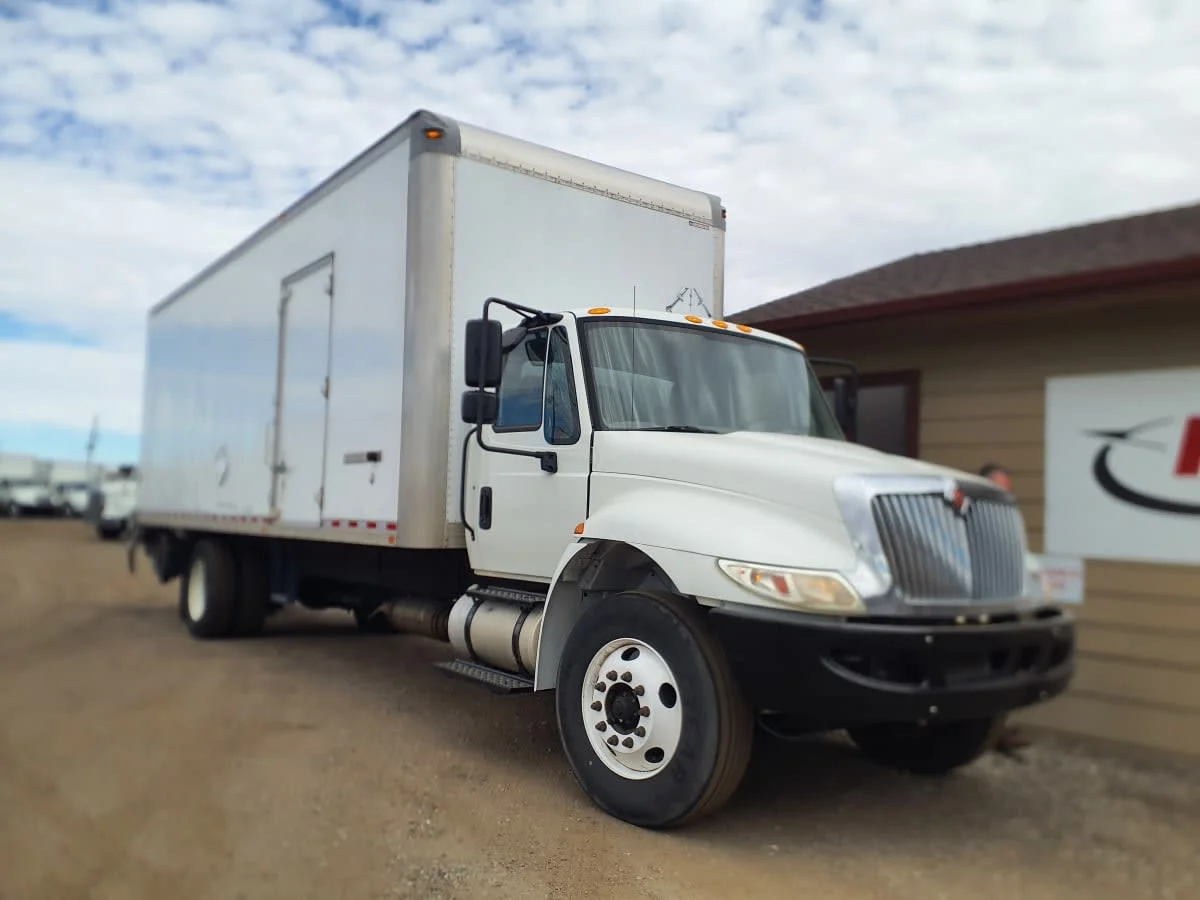2017 International 4300 in Commerce City, CO — photo 3