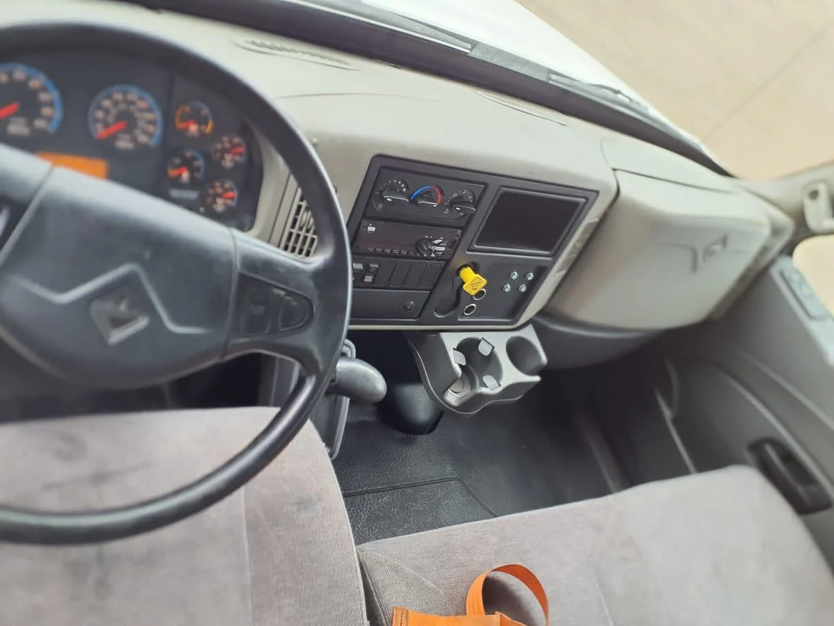 2017 International 4300 in Commerce City, CO — photo 7
