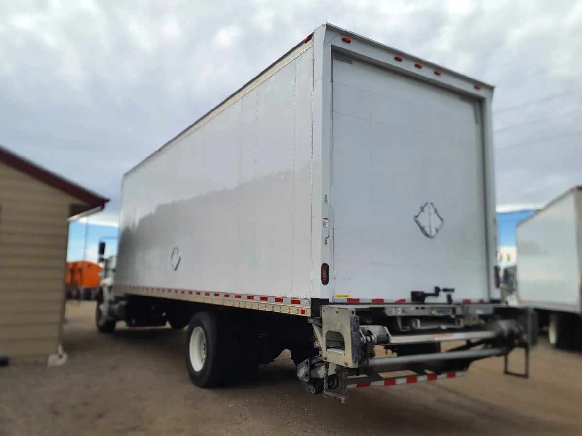 2017 International 4300 in Commerce City, CO — photo 6