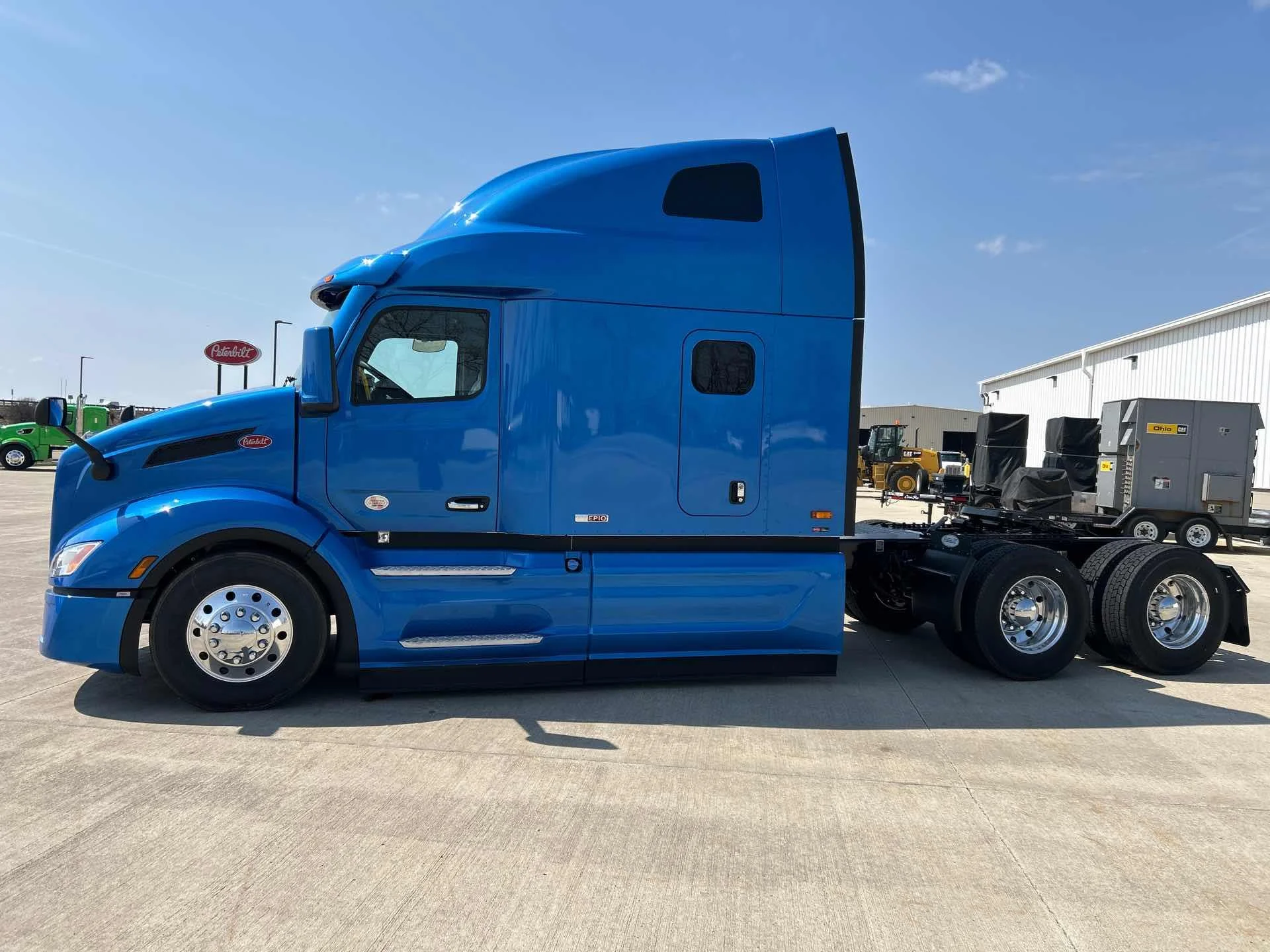 2027 Peterbilt 579 in Perrysburg, OH — photo 2