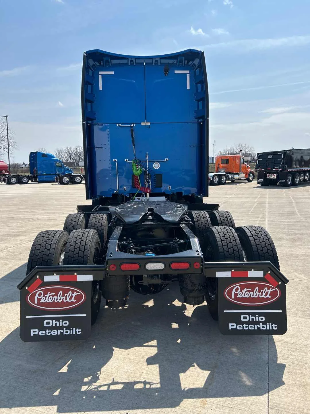 2027 Peterbilt 579 in Perrysburg, OH — photo 3