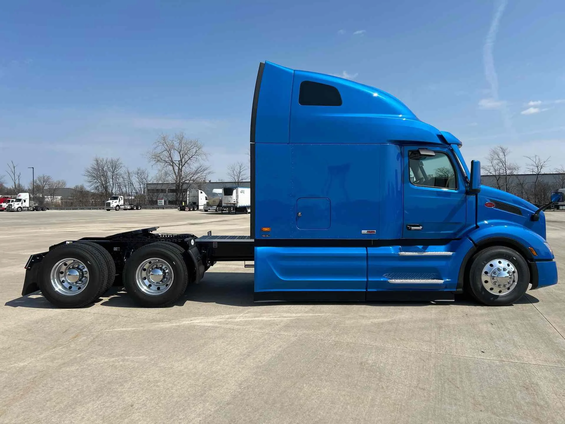 2027 Peterbilt 579 in Perrysburg, OH — photo 4