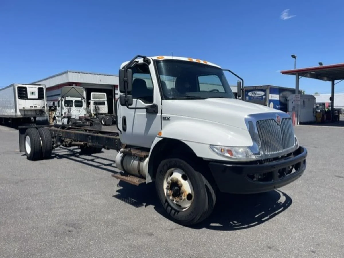 2020 International MV in Farmingdale, NY — photo 3